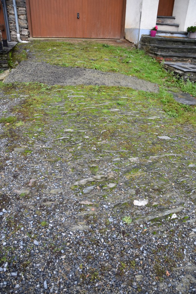 MR 009 02