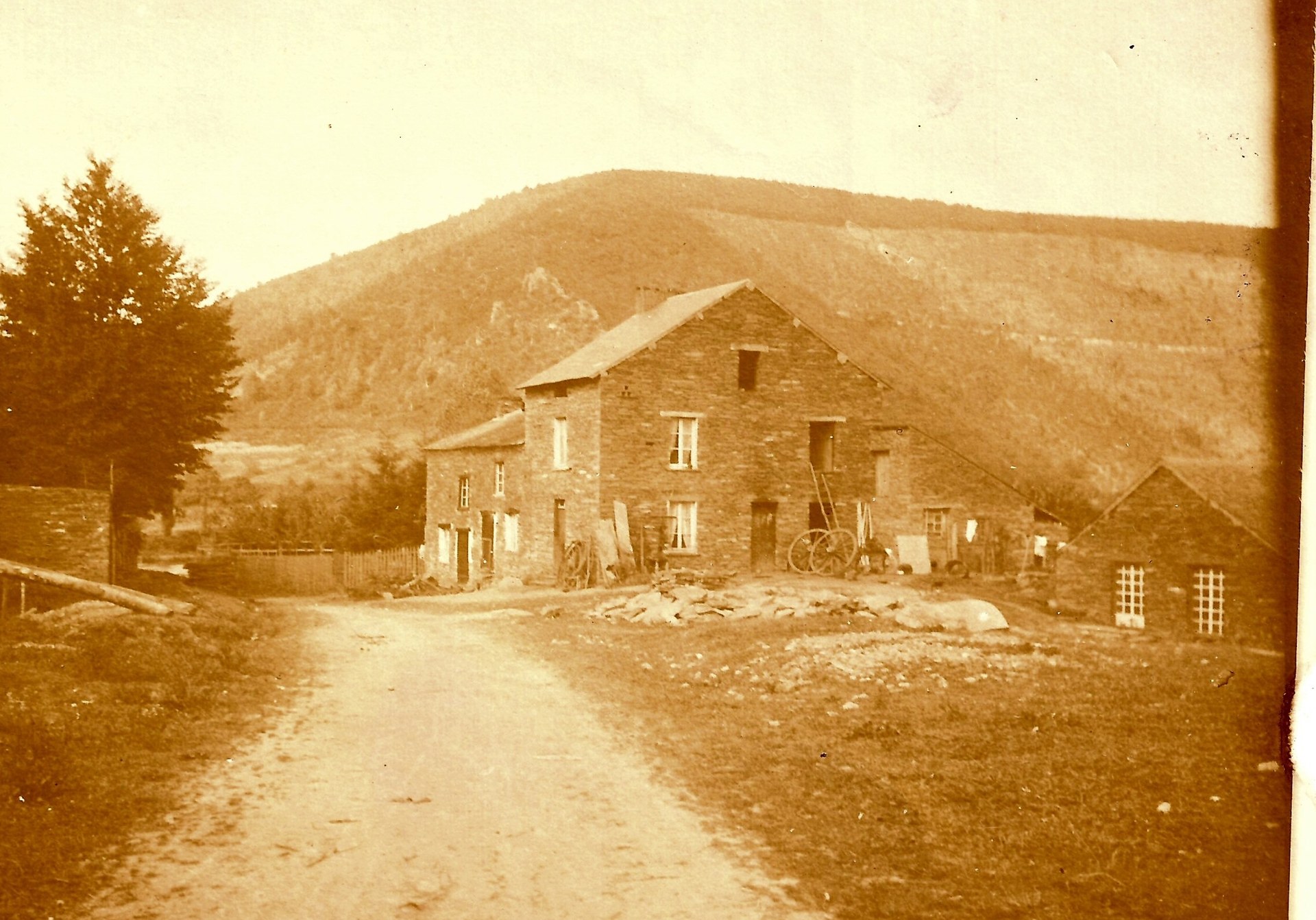MR 038 A01