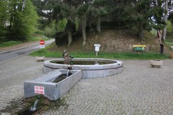 Lavoir et abreuvoir - Laforêt