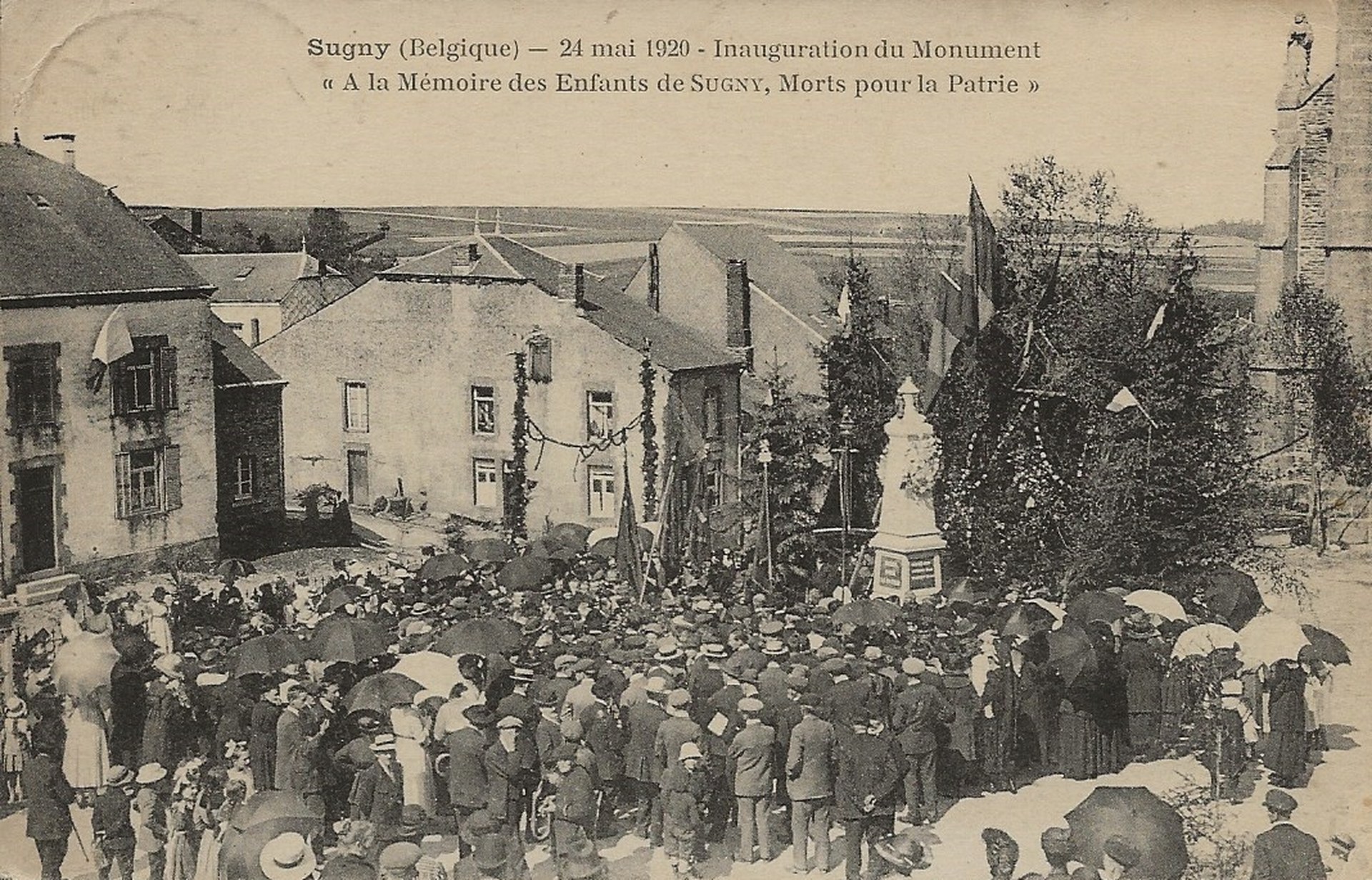 FR 014 A04 Monument aux morts