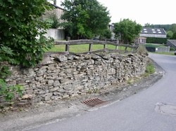 Mur en pierres sèches - Chairière