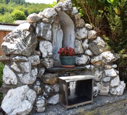 Borne-potale Notre-Dame de Lourdes - Alle