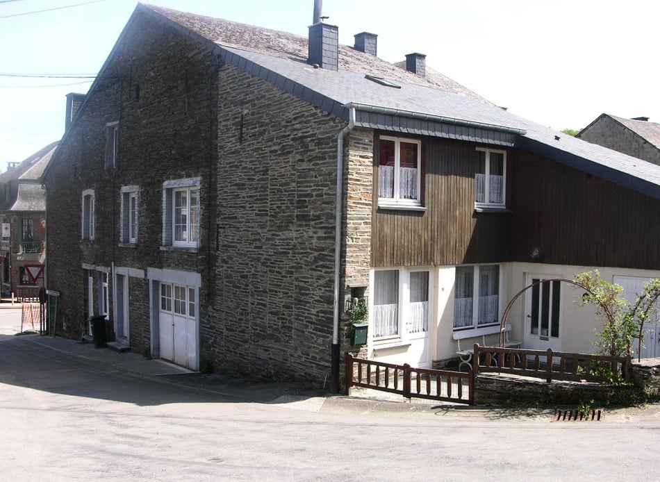 MR 046 01