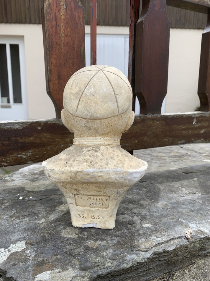 MR 046 03