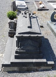 Sépulture d'intérêt artistique et social - Orchimont