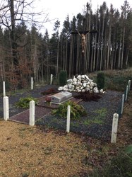 Tombe de l'abbé Muller - Sugny