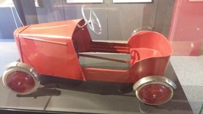 2018 - Bouillon - Musee Ducal voiture redim.jpg