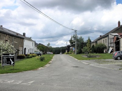 Hérisson Rue contrebandiers redim.jpg