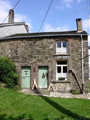 2011 - Sugny - vieille maison redim.jpg 2011 - sugny - vieille maison redim.jpg