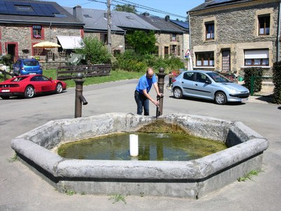 2015 -Sugny - ete - bac -abreuvoir redim.jpg 2015 -sugny - été - bac -abreuvoir redim.jpg
