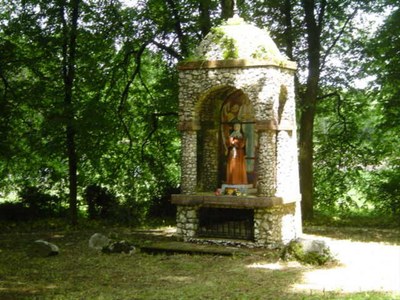 2012- Sugny - ete - domaine marial 2 redim.jpg