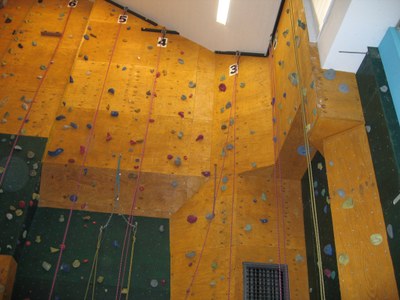 mur-descalade redim.jpg